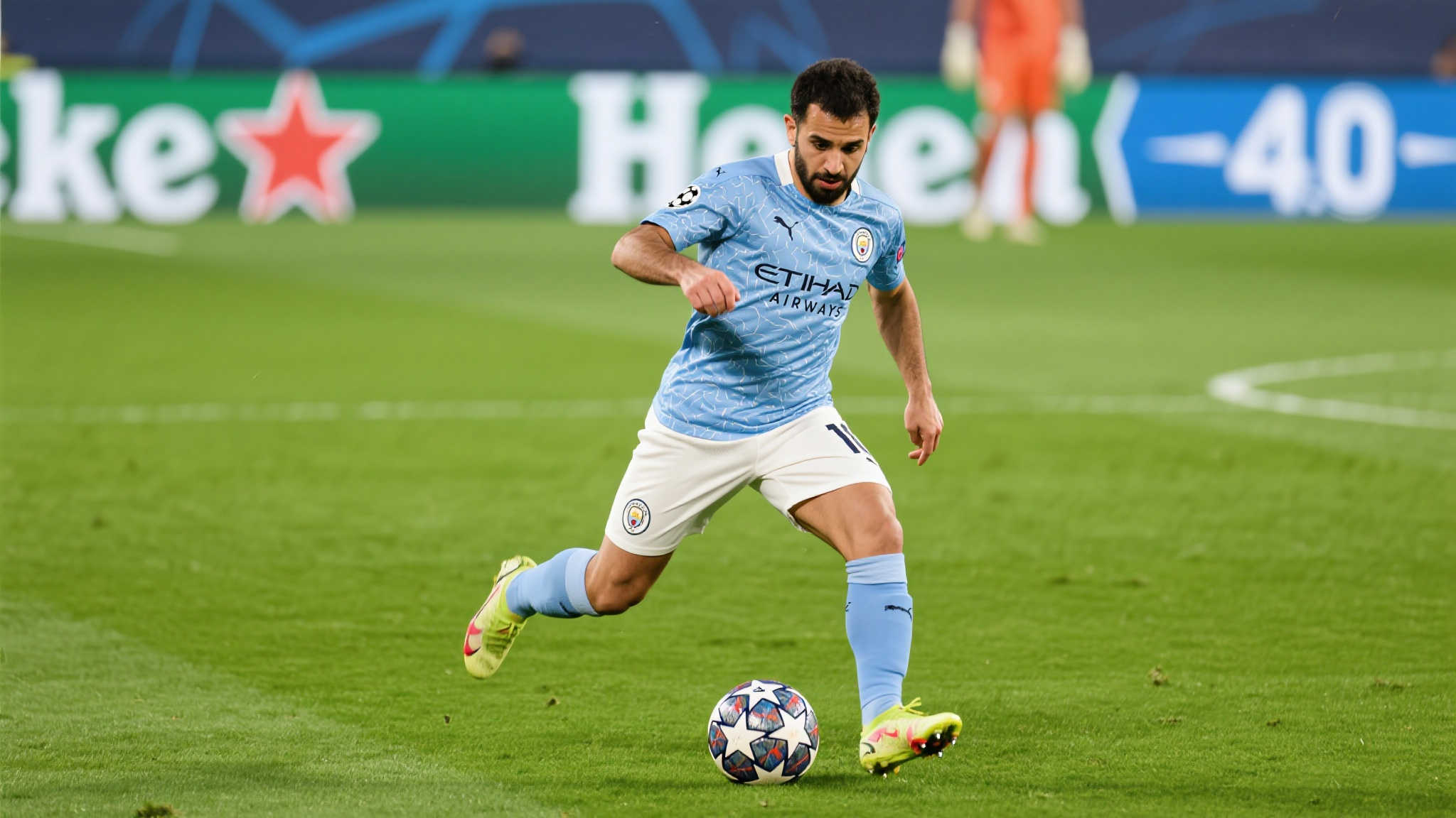 京多安梅开二度！禁区内连过两人挑射得分，曼城4-0大胜艾因